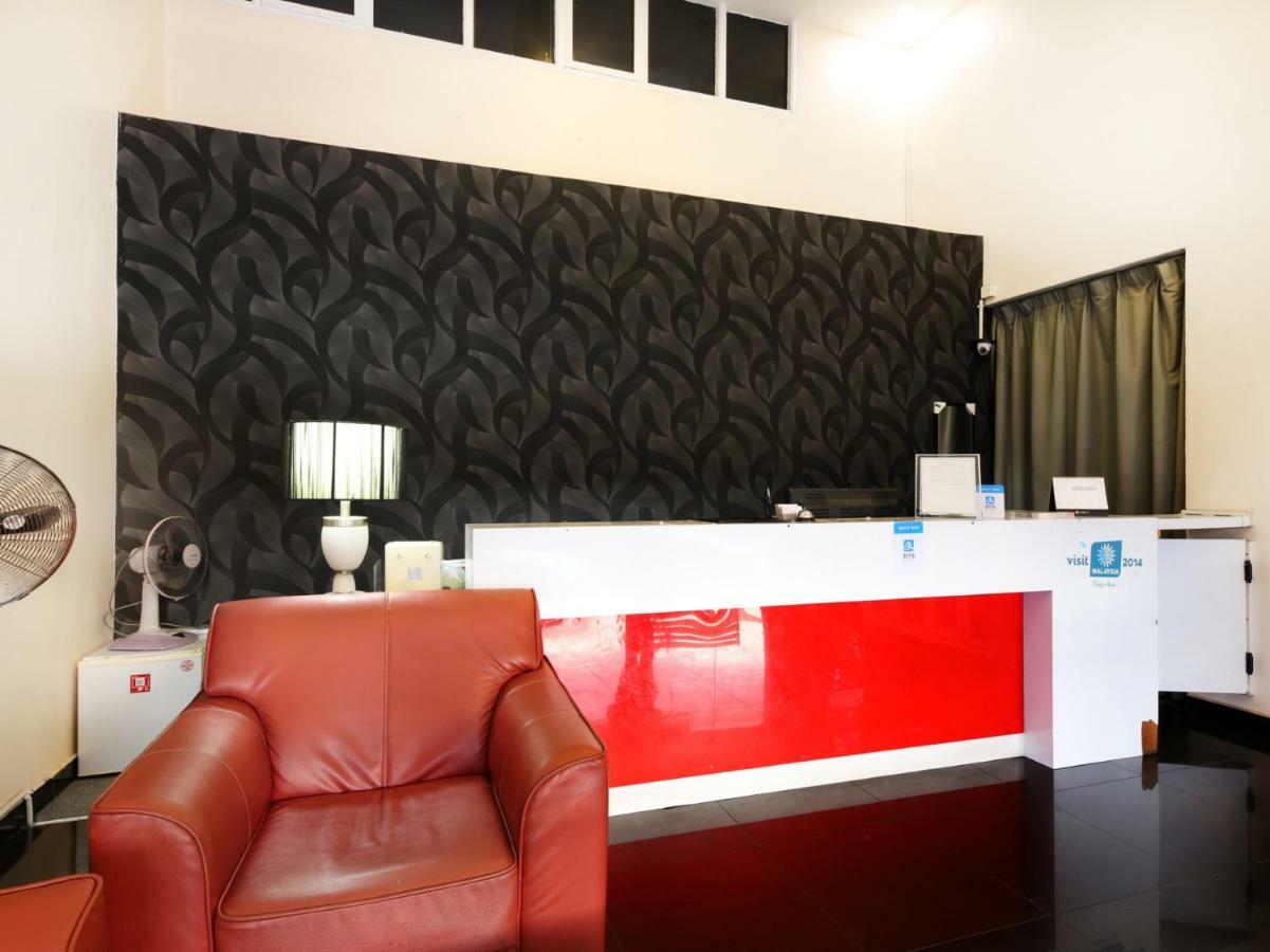 Oyo 786 The Citilite Hotel Kuantan Kültér fotó